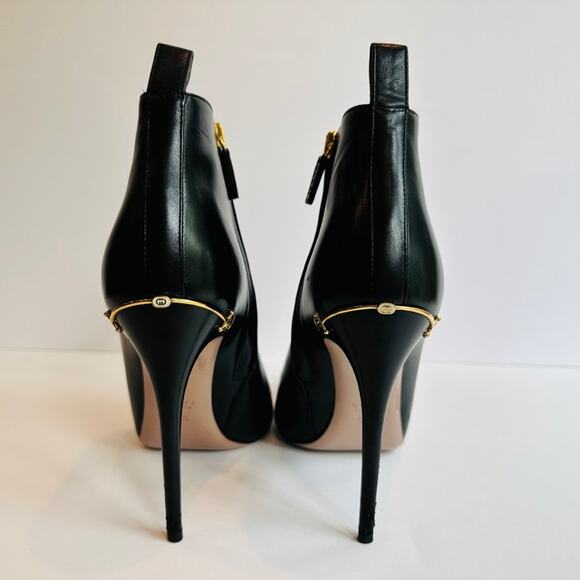 Gucci Black Ankle Boot Size 39.5 Spike Point Toe Horsebit D-Ring Gold Accent - Picture 3 of 12
